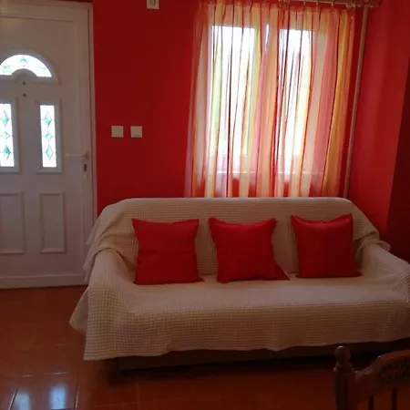Pearl Apartment